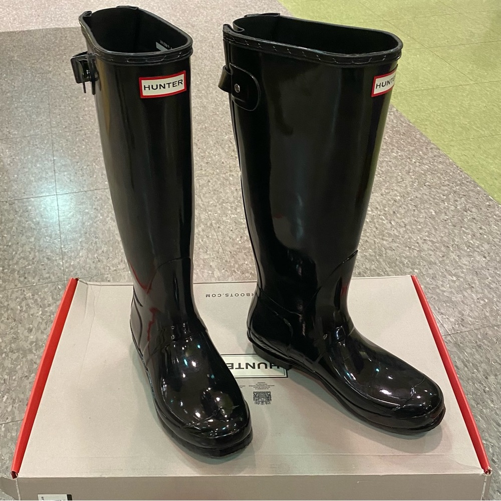 Womens Hunter Original Tall Wide Back Adjust Boots | Black Glossy | Size 10